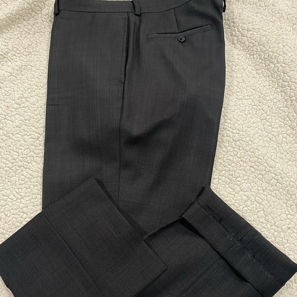 Pronto Uomo Men’s Suit - Picture 4 of 6